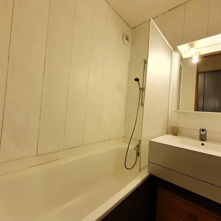 2 Pieces Pour 4 Pers. A La Plagne, Proche Pistes - Fr-1-353-61 Apartamento