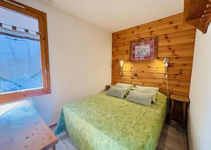 Apartment 2 Pieces Pour 4 Pers. A La Plagne, Proche Pistes - Fr-1-353-61 *